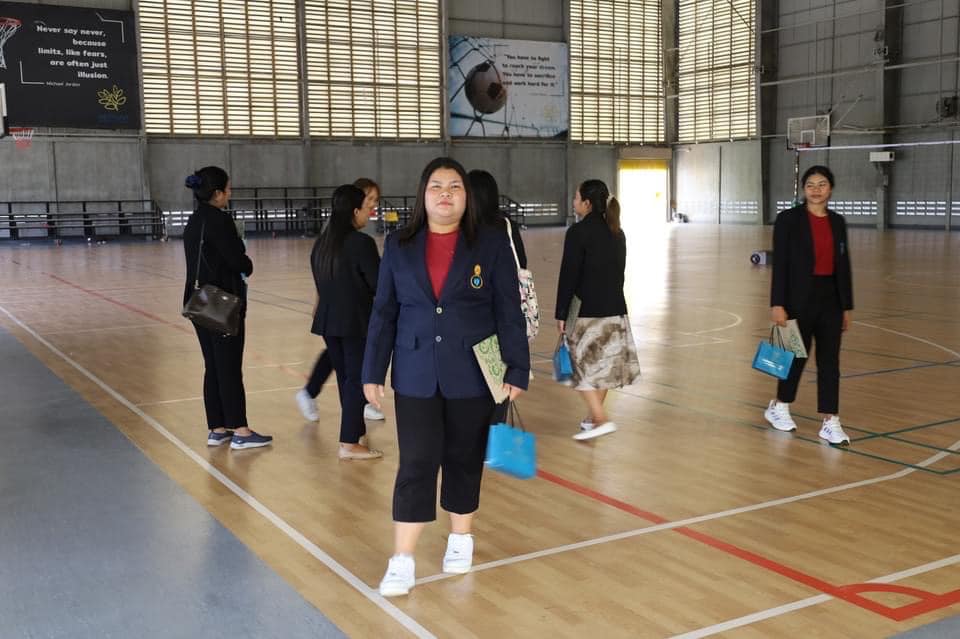 นิสิตหลักสูตร กศ.ม สาขาวิชาการวิจัยและประเมิน และ นิสิตกศ.บ สาขาวิชาการวัดและประเมินทางการศึกษา ศึกษาดูงาน ณ โรงเรียนปลูกปัญญา นครราชสีมา