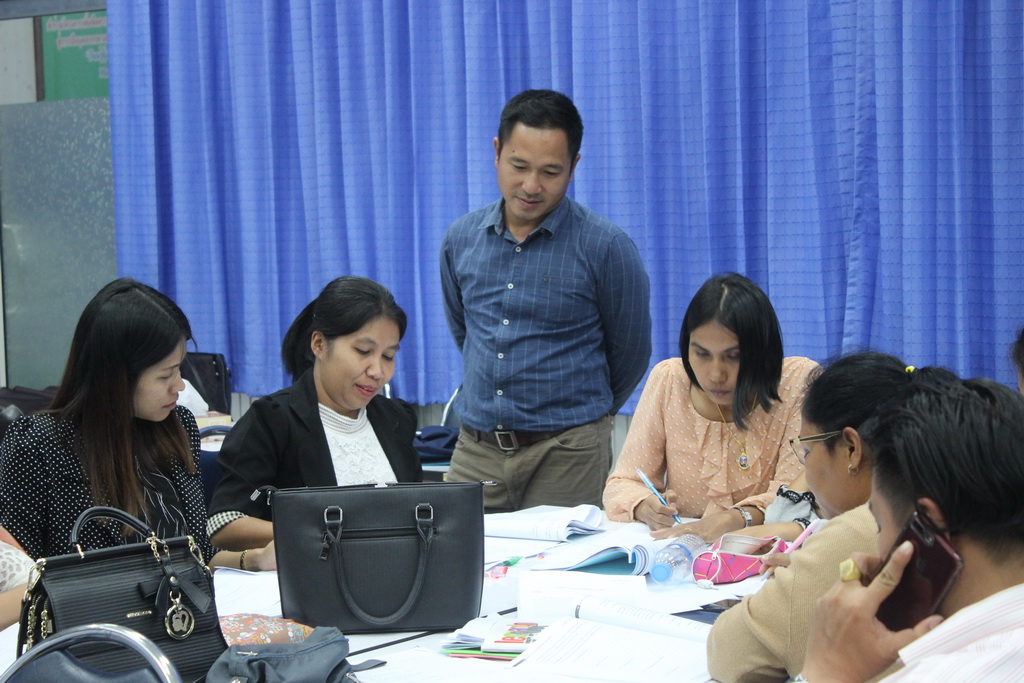โครงการพัฒนาข้าราชการครูและบุคลากรทางการศึกษาก่อนแต่งตั้งให้มีและเลื่อนเป็นวิทยฐานะชำนาญการพิเศษ รุ่นที่ 98