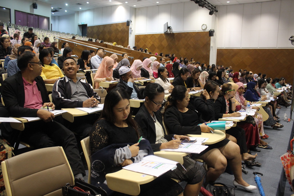 โครงการพัฒนาครูและบุคลากรทางการศึกษา เรื่อง การพัฒนาการศึกษาเพื่อยกระดับผลสัมฤทธิ์ทางการเรียนให้บรรลุมาตรฐานการเรียนรู้และตัวชี้วัดในทุกกลุ่มสาระการเรียนรู้ ตามหลักสูตรแกนกลางการศึกษาขั้นพื้นฐาน พ.ศ.2551 (ฉบับปรับปรุง 2560) รุ่นที่ 2