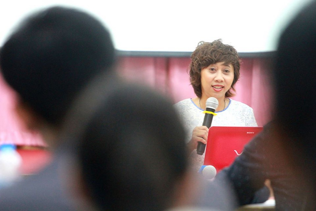 โครงการสัมมนานิสิตระหว่างปฏิบัติการสอนในสถานศึกษา ประจำภาคเรียนปลาย สำหรับนิสิตหลักสูตรประกาศนียบัตรบัณฑิต สาขาวิชา วิชาชีพครู และหลักสูตร การศึกษามหาบัณฑิต สาขาวิชาการสอนวิทยาศาสตร์ คณิตศาสตร์ และคอมพิวเตอร์ ปีการศึกษา 2560