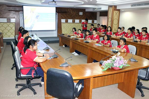ต้อนรับสภานักเรียนโรงเรียนพะตงประธานคีรีวัฒน์ โดยสภาเด็กและเยาวชนอำเภอสะเดา จ.สงขลา