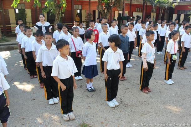 โครงการพัฒนาการสอนวิชาศิลปศาสตร์สำหรับครูประถมศึกษาในโรงเรียนขนาดเล็ก ในระหว่างปีการศึกษา 2557