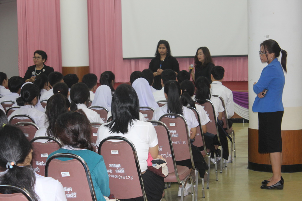 อาจารย์ที่ปรึกษาพบนิสิตหลักสูตรการศึกษาบัณฑิต สาขาวิชาการวัดและประเมินทางการศึกษา