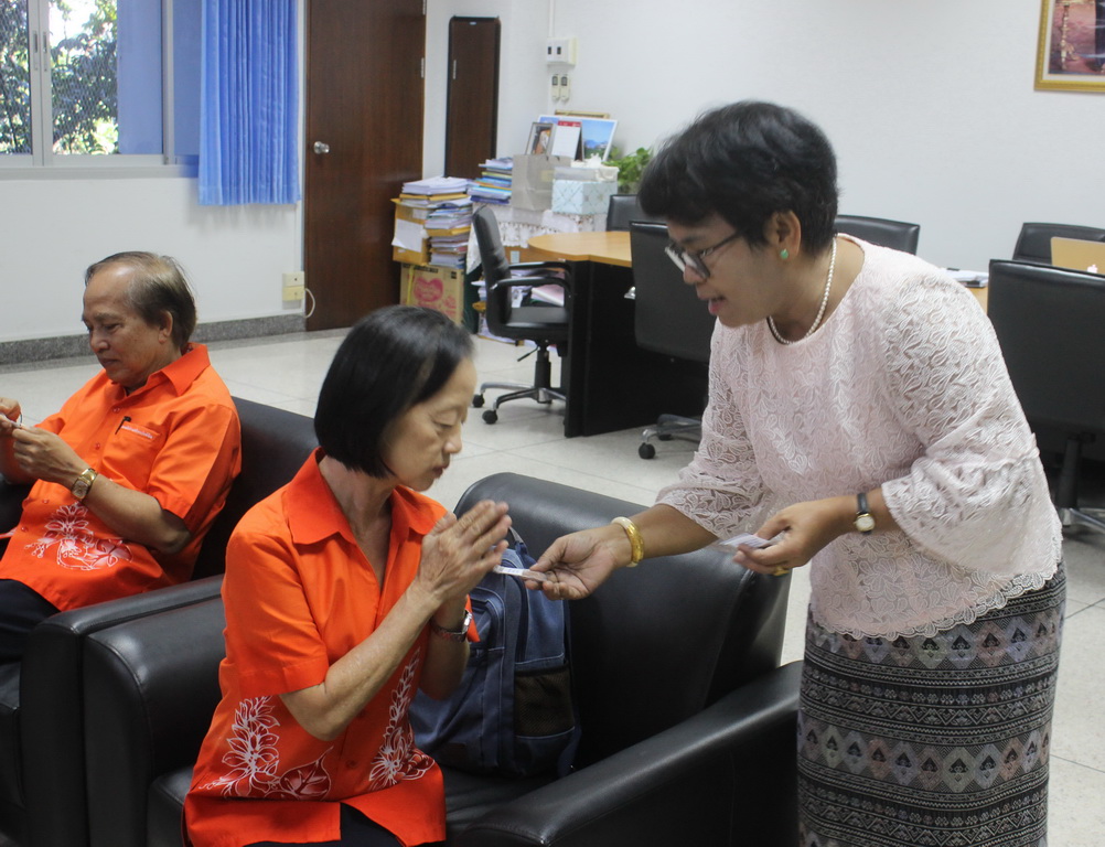 สมาคมศิษย์เก่ามหาวิทยาลัยทักษิณ ร่วมสวัสดีปีใหม่ 2561 และมอบของที่ระลึกเนื่องในวาระดิถีขึ้นปีใหม่ 2561