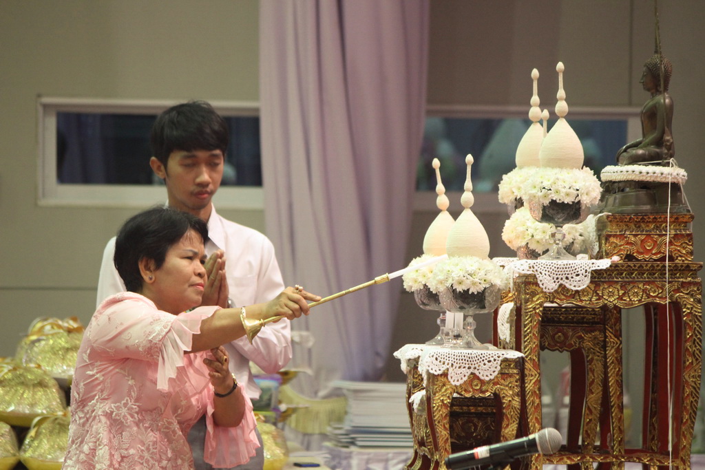 วันครูแห่งชาติ "สืบสานคุรุคารวะวัฒนธรรม" (วัฒนธรรมบูชาพระคุณครู) ประจำปีพุทธศักราช ๒๕๖๑