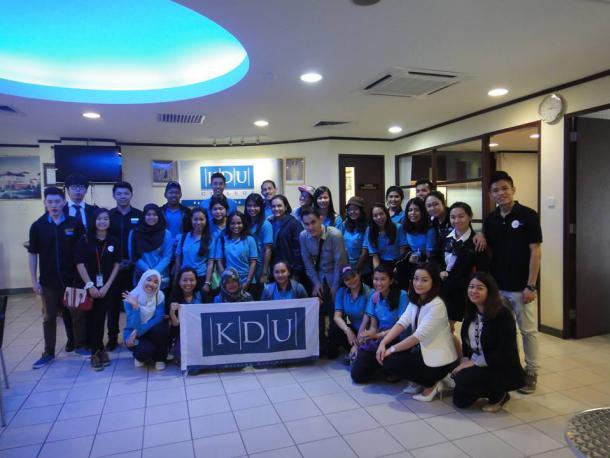 นิสิตคณะศึกษาศาสตร์ เข้าร่วมโครงการ English Camp 2015
