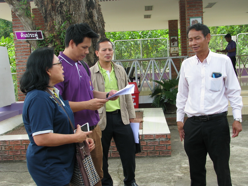 การนิเทศติดตามและประเมินผลการสอนของ “โครงการพัฒนาศักยภาพโรงเรียนในพระราชดำริและโรงเรียนขาดแคลนในเขตพื้นที่การศึกษา 4 จังหวัดภาคใต้”