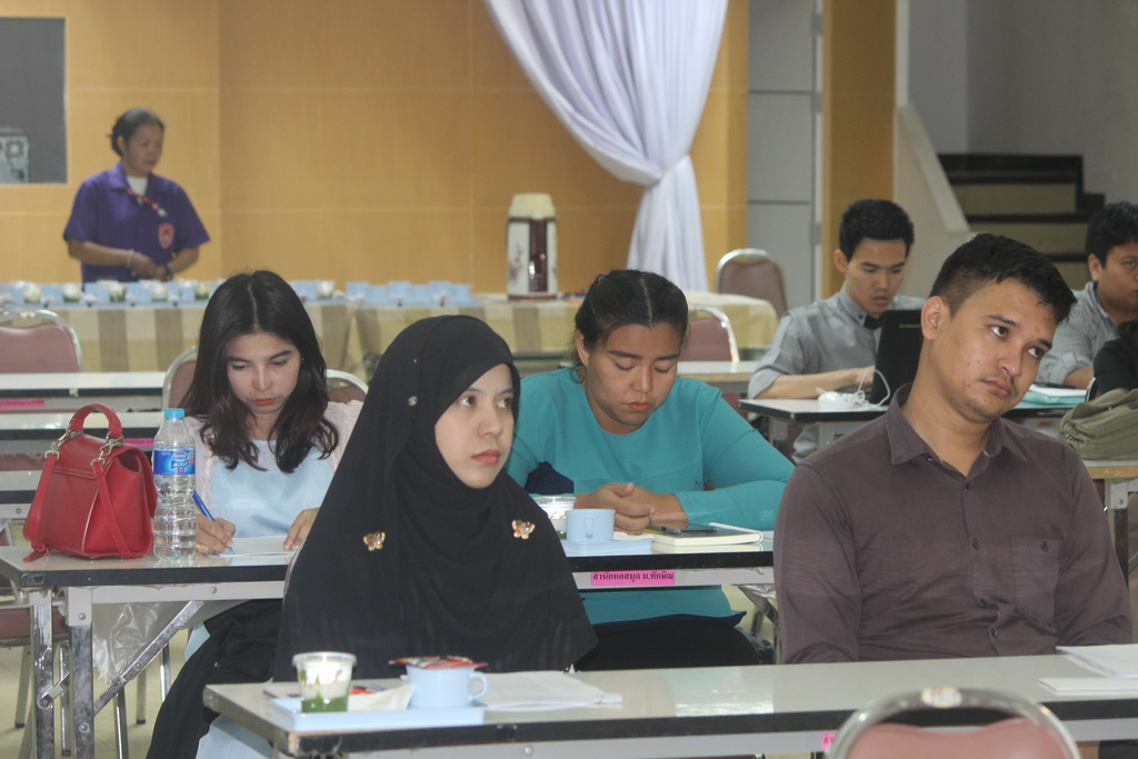 โครงการสัมมนานิสิตระหว่างปฏิบัติการสอนในสถานศึกษา สำหรับนิสิตหลักสูตรประกาศนียบัตรบัณฑิต สาขาวิชา วิชาชีพครู (ภาคพิเศษ) ประจำภาคเรียนปลาย ปีการศึกษา 2560