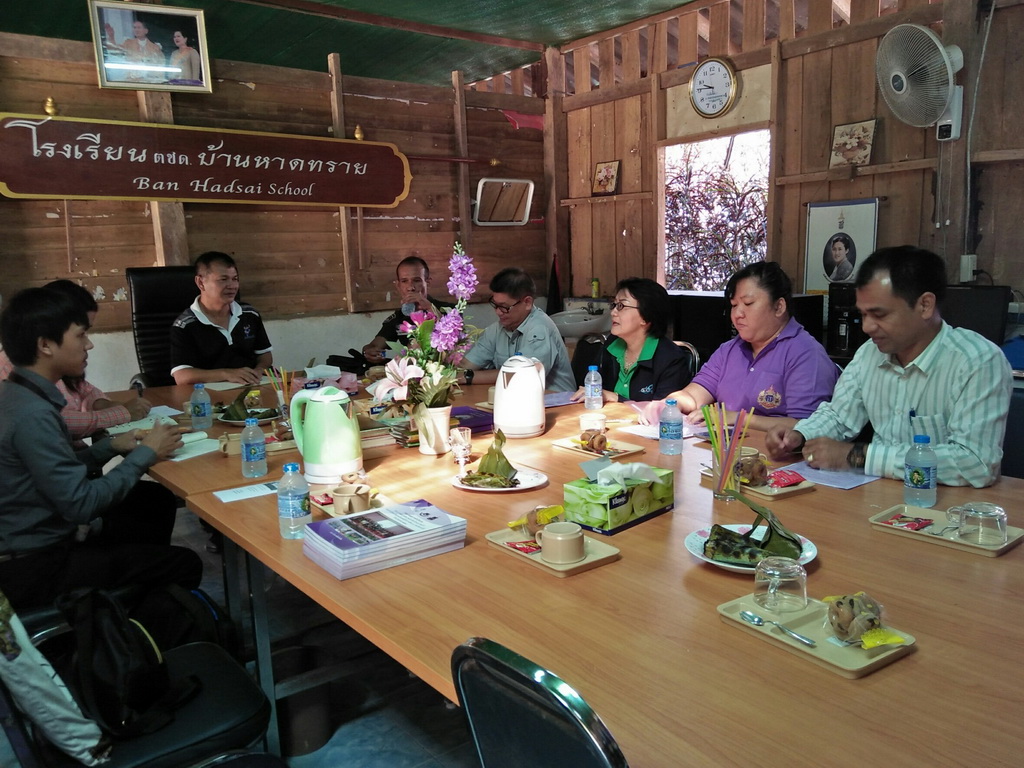 การนิเทศติดตามและประเมินผลการสอนของ “โครงการพัฒนาศักยภาพโรงเรียนในพระราชดำริและโรงเรียนขาดแคลนในเขตพื้นที่การศึกษา 4 จังหวัดภาคใต้”