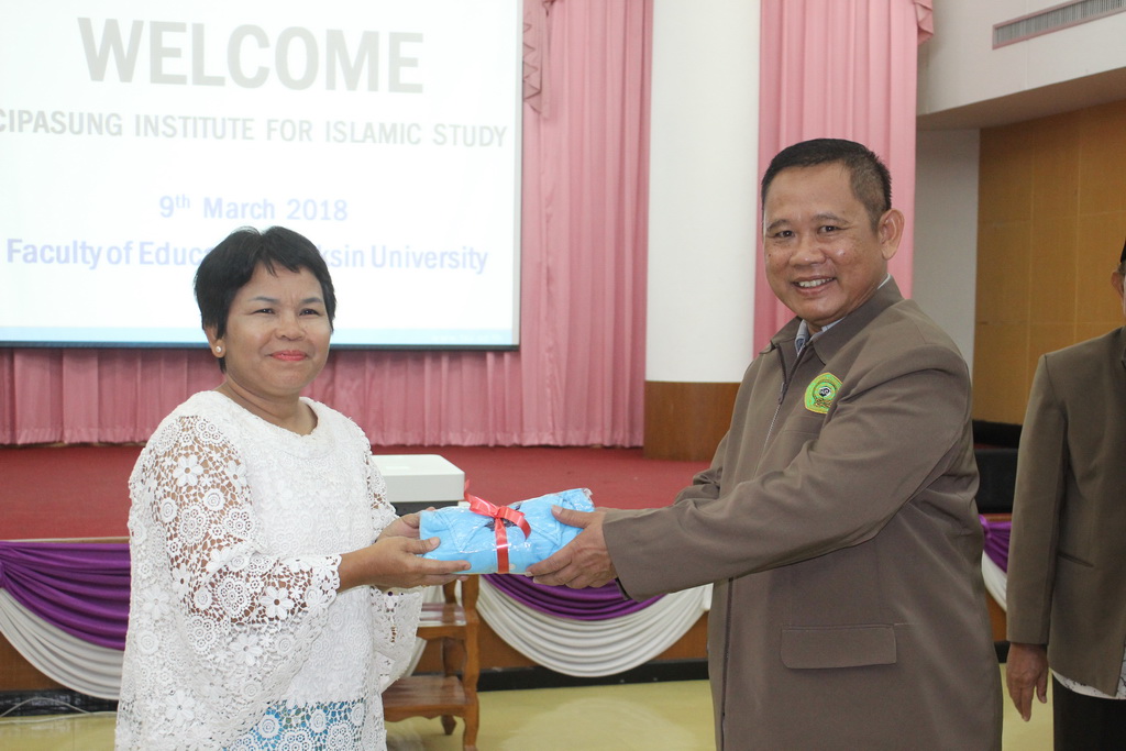ศึกษา ดูงาน และแลกเปลี่ยนเรียนรู้จาก CIPASUNG INSTITUTE FOR ISLAMIC STUDY  ประเทศอินโดนีเซีย