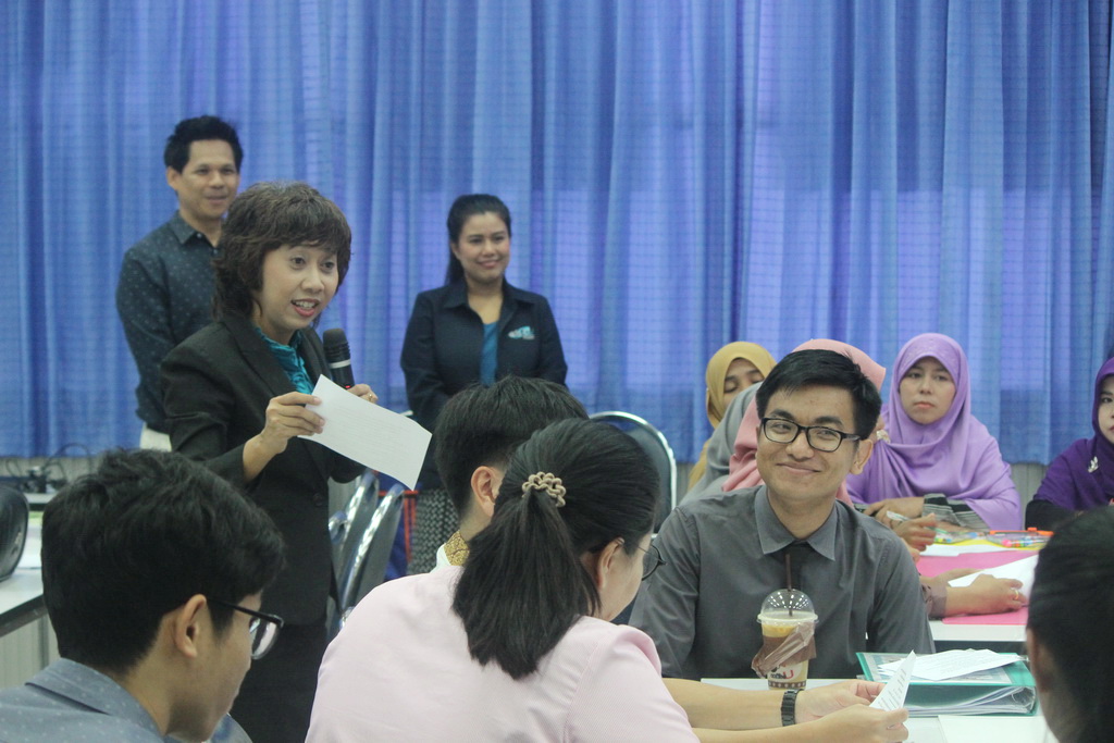 โครงการสัมมนานิสิตหลังปฏิบัติการสอนในสถานศึกษา ประจำปีการศึกษา 2560 สำหรับนิสิตหลักสูตรประกาศนียบัตรบัณฑิต สาขาวิชา วิชาชีพครู และหลักสูตรการศึกษามหาบัณฑิต สาขาการสอนวิทยาศาสตร์ คณิตศาสตร์และคอมพิวเตอร์