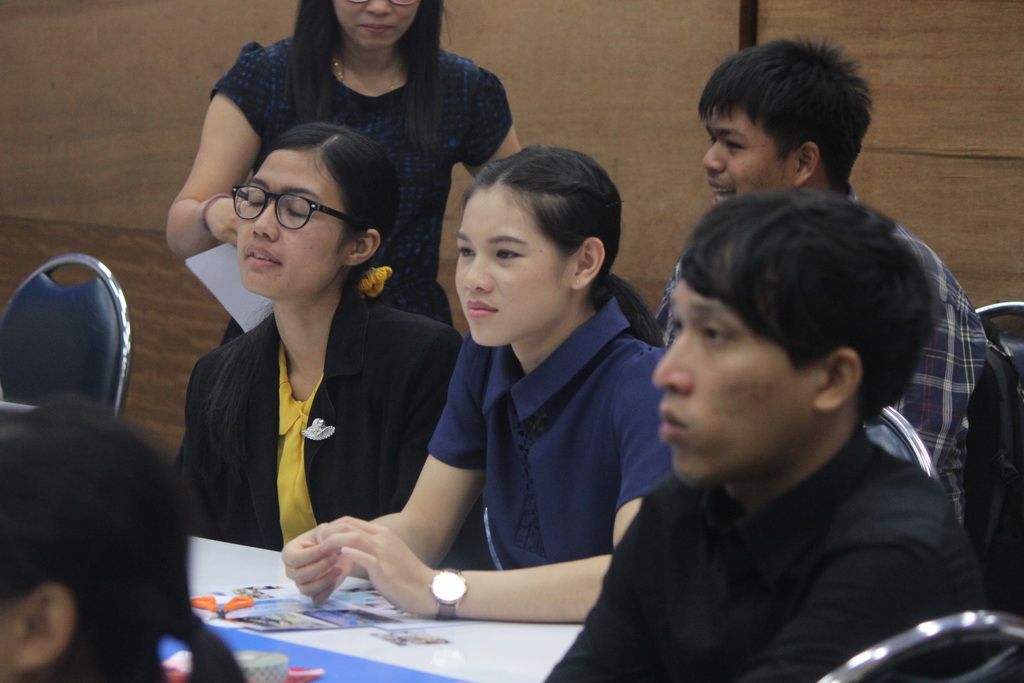 โครงการสัมมนานิสิตหลังปฏิบัติการสอนในสถานศึกษา ประจำปีการศึกษา 2560 สำหรับนิสิตหลักสูตรประกาศนียบัตรบัณฑิต สาขาวิชา วิชาชีพครู และหลักสูตรการศึกษามหาบัณฑิต สาขาการสอนวิทยาศาสตร์ คณิตศาสตร์และคอมพิวเตอร์