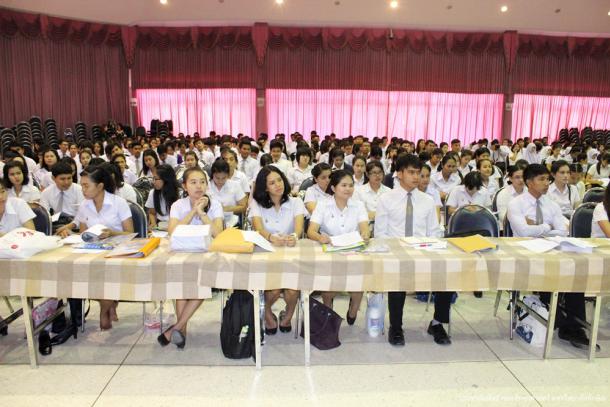 โครงการสัมมนานิสิตหลังปฏิบัติการสอนในสถานศึกษาหลักสูตรการศึกษาบัณฑิต (หลักสูตร 5 ปี) ปีการศึกษา 2558