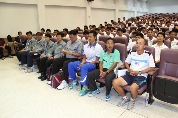 โครงการอบรมผู้ฝึกสอน โค้ชต้นแบบ