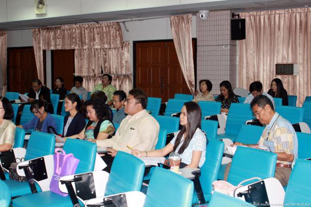 อธิการบดีพบคณะศึกษาศาสตร์