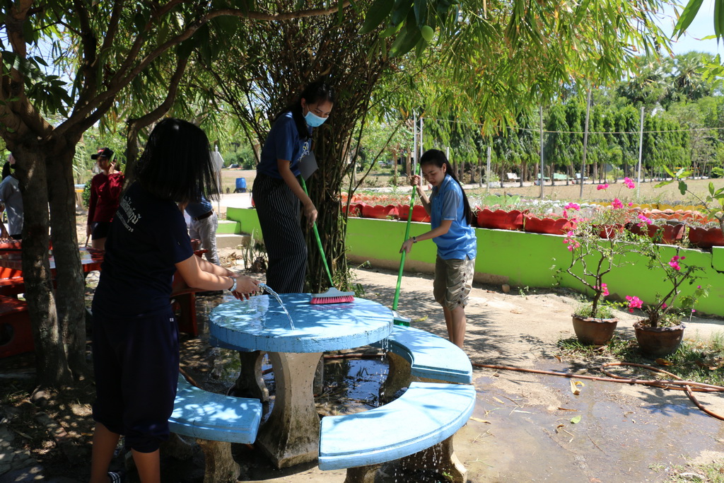 โครงการ “ศึกษาอาทร”