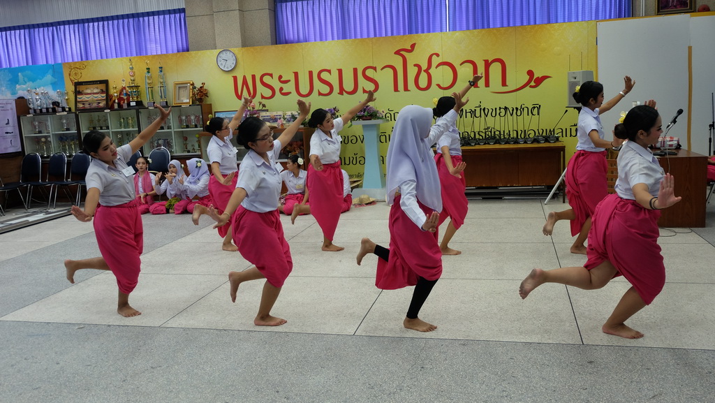 กิจกรรมการสอบรำนาฏศิลป์ ในรายวิชา 0332322 ดนตรีและนาฏศิลป์สำหรับครูปฐมวัย