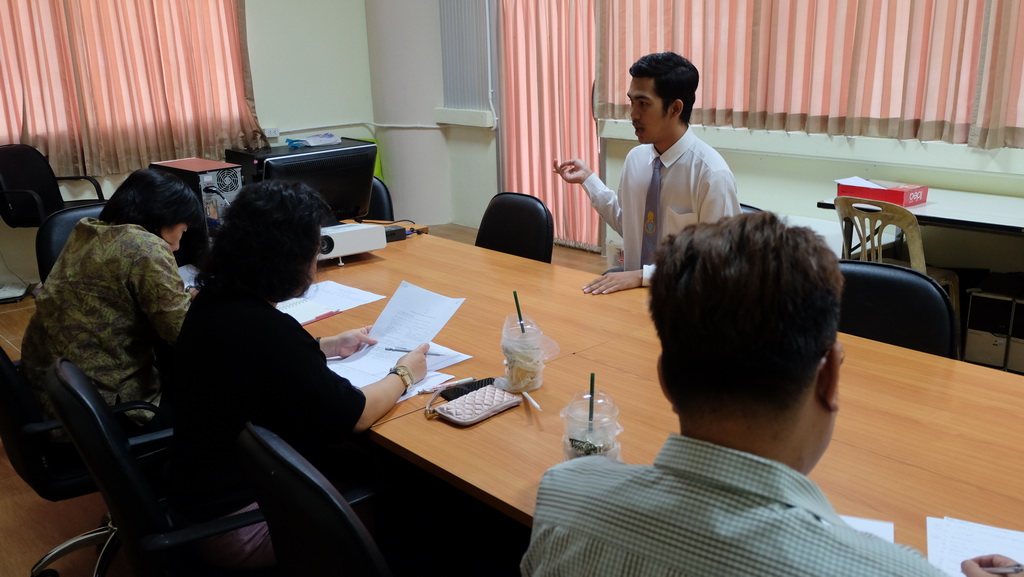 การสอบสัมภาษณ์นิสิตโครงการส่งเสริมและพัฒนาศักยภาพของนิสิตและบุคลากรกับสถาบันอุดมศึกษาในต่างประเทศ “SEED 2018”