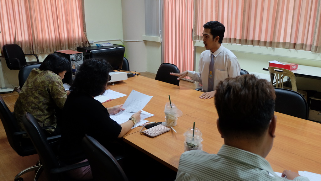 การสอบสัมภาษณ์นิสิตโครงการส่งเสริมและพัฒนาศักยภาพของนิสิตและบุคลากรกับสถาบันอุดมศึกษาในต่างประเทศ “SEED 2018”