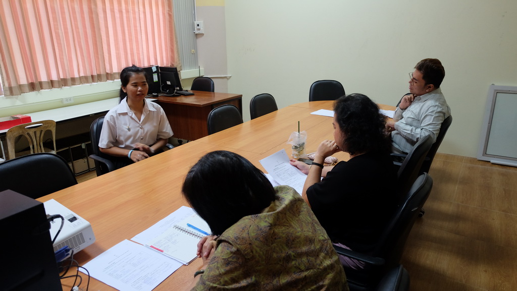 การสอบสัมภาษณ์นิสิตโครงการส่งเสริมและพัฒนาศักยภาพของนิสิตและบุคลากรกับสถาบันอุดมศึกษาในต่างประเทศ “SEED 2018”