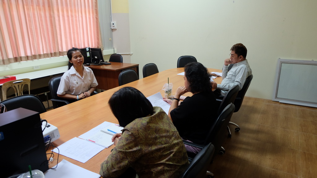 การสอบสัมภาษณ์นิสิตโครงการส่งเสริมและพัฒนาศักยภาพของนิสิตและบุคลากรกับสถาบันอุดมศึกษาในต่างประเทศ “SEED 2018”