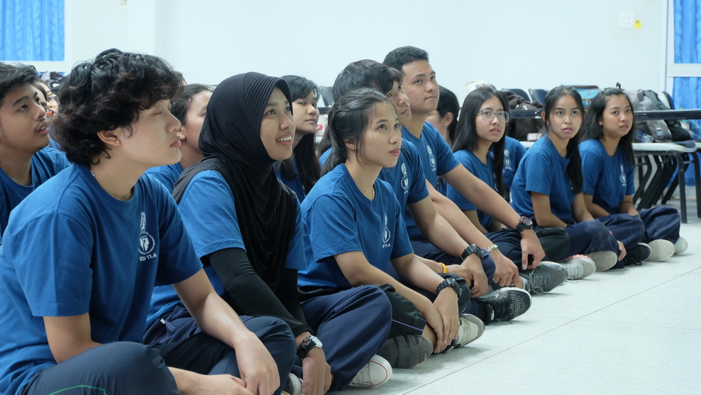 โครงการ TLA Teammate for Camp Leaders