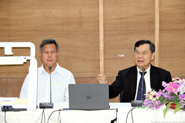 อธิการบดีพบคณาจารย์คณะศึกษาศาสตร์