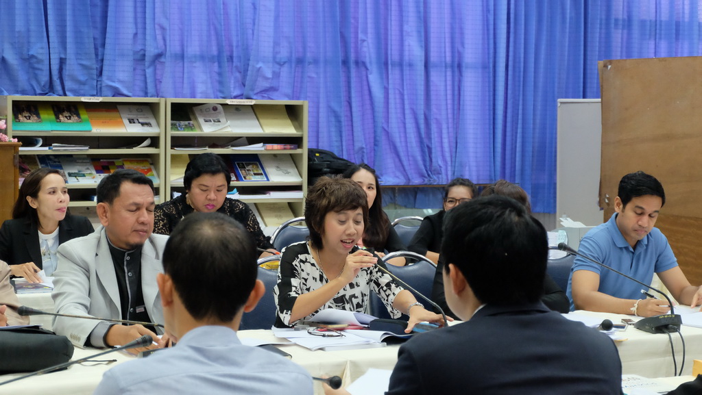 การประชุมพิจารณายกร่างแนวทางการพัฒนาครูในโครงการผลิตครูเพื่อพัฒนาท้องถิ่นระยะการเข้าสู่วิชาชีพ (Induction Period) ของสถาบันเครือข่ายภาคใต้ตอนล่าง