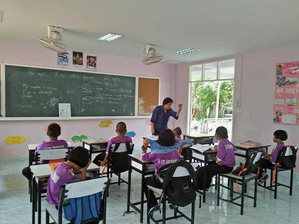 การนิเทศติดตามและประเมินผลการสอนของ “โครงการพัฒนาศักยภาพโรงเรียนในพระราชดำริและโรงเรียนขาดแคลนในเขตพื้นที่การศึกษา 4 จังหวัดภาคใต้”
