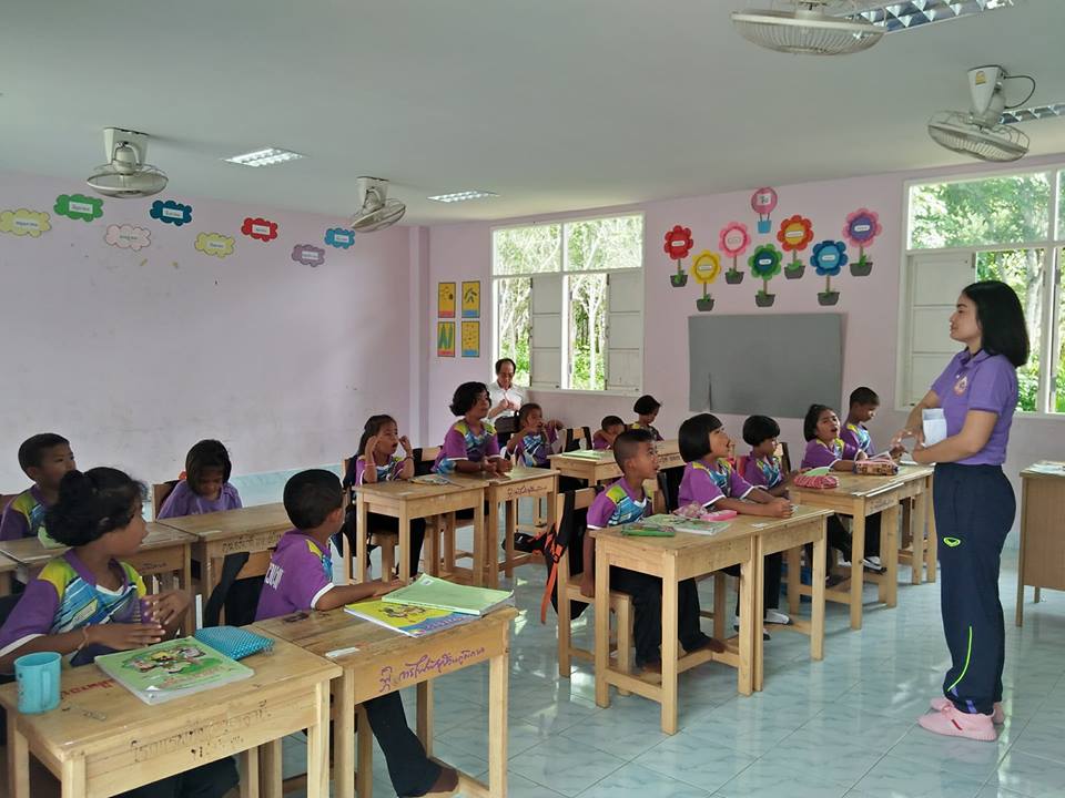 การนิเทศติดตามและประเมินผลการสอนของ “โครงการพัฒนาศักยภาพโรงเรียนในพระราชดำริและโรงเรียนขาดแคลนในเขตพื้นที่การศึกษา 4 จังหวัดภาคใต้”