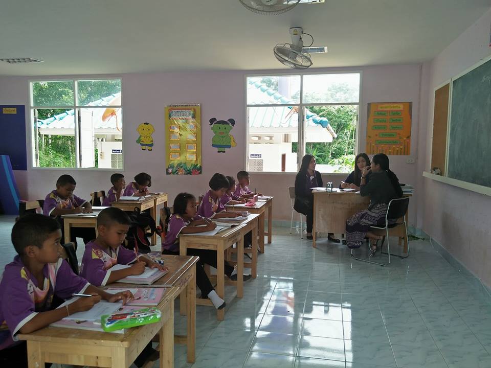 การนิเทศติดตามและประเมินผลการสอนของ “โครงการพัฒนาศักยภาพโรงเรียนในพระราชดำริและโรงเรียนขาดแคลนในเขตพื้นที่การศึกษา 4 จังหวัดภาคใต้”