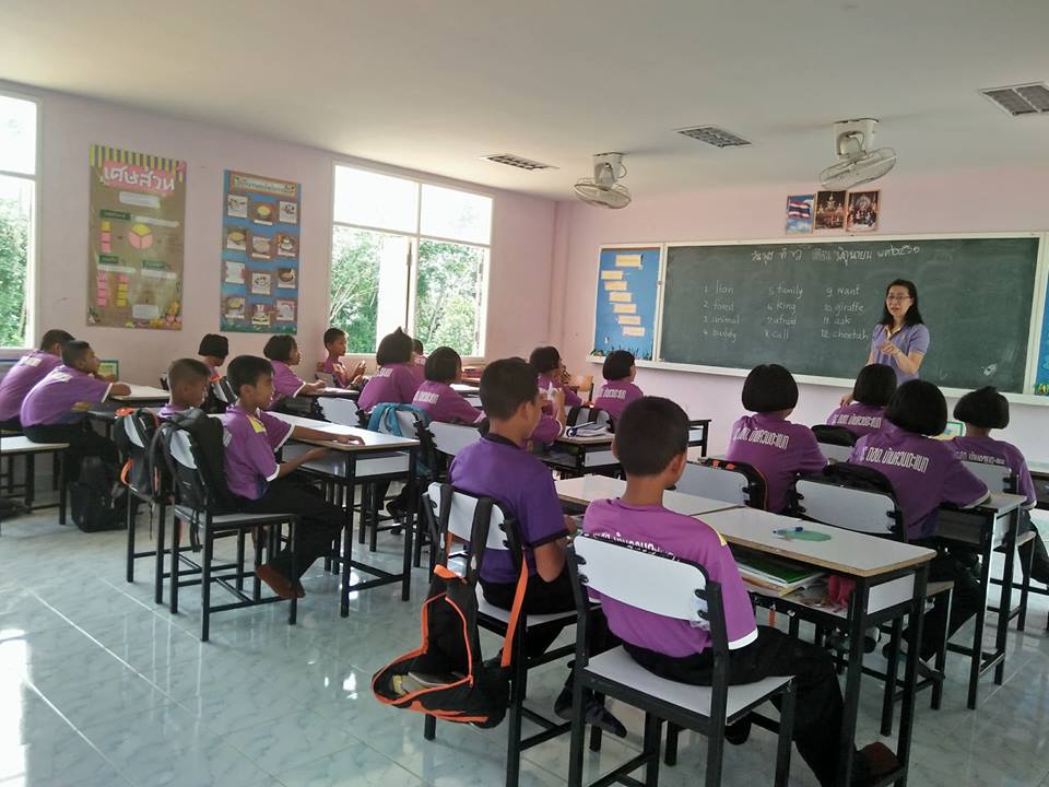 การนิเทศติดตามและประเมินผลการสอนของ “โครงการพัฒนาศักยภาพโรงเรียนในพระราชดำริและโรงเรียนขาดแคลนในเขตพื้นที่การศึกษา 4 จังหวัดภาคใต้”