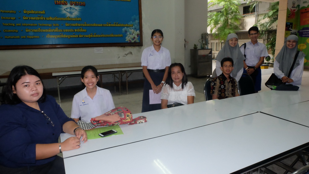 รายงานตัวผู้ผ่านการคัดเลือกเข้าร่วมโครงการผลิตครูเพื่อพัฒนาท้องถิ่น ประจำปีการศึกษา 2561 เพื่อเข้าศึกษาหลักสูตรวิชาชีพครูระดับปริญญาตรี (5ปี) เพิ่มเติม