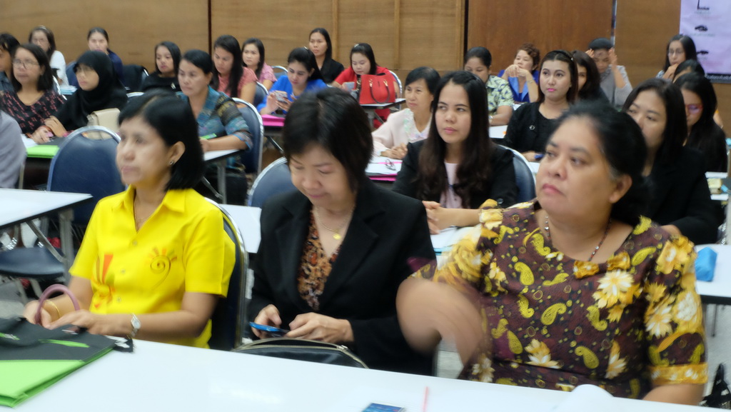 โครงการพัฒนาข้าราชการครูและบุคลากรทางการศึกษาก่อนแต่งตั้งให้มีและเลื่อนเป็นวิทยฐานะชำนาญการพิเศษ รุ่นที่ 115